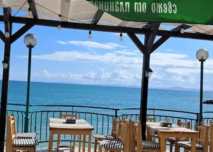 Apolon-7 Sea Breeze Appartamento *